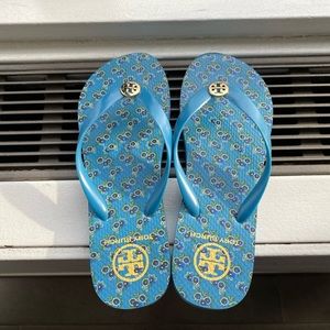 NWOT Tory Burch Flip Flops size 9M
